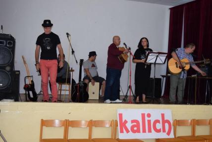 Gospel-rocková skupina Kalich z Košíc. Gospel-rocková skupina Kalich z Košíc.