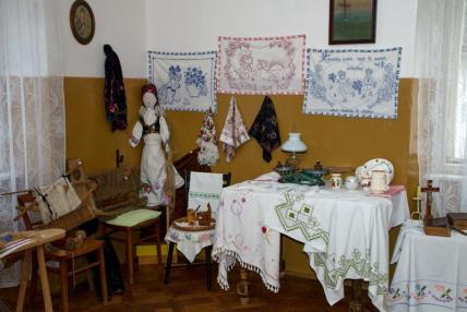 Gazdovská chyža v priestoroch obecnej kúrie Gazdovská chyža v priestoroch obecnej kúrie